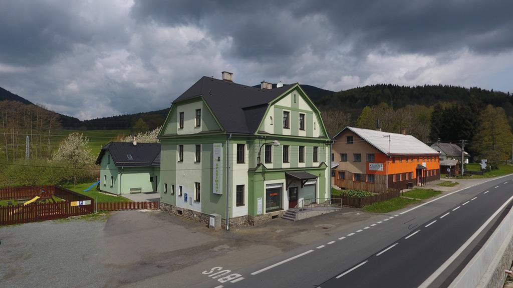 Apartmanove Ubytovani V Koutech Loučná nad Desnou Kültér fotó