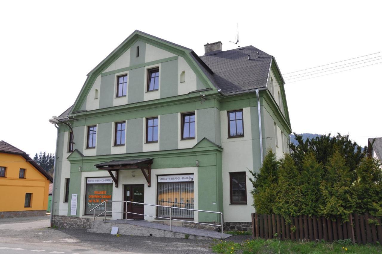 Apartmanove Ubytovani V Koutech Loučná nad Desnou Kültér fotó