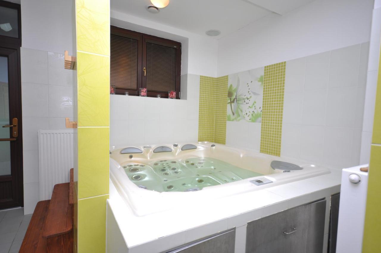 Apartmanove Ubytovani V Koutech Loučná nad Desnou Kültér fotó